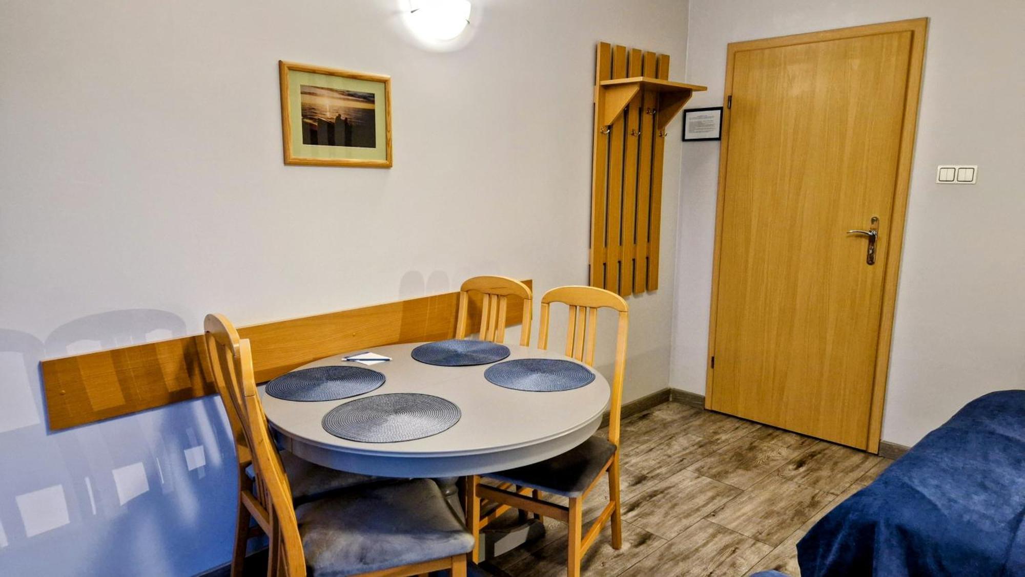 Astra Dziwnow Apartment Luaran gambar