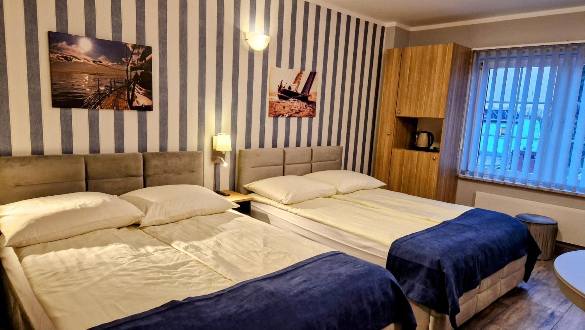 Astra Dziwnow Apartment Luaran gambar