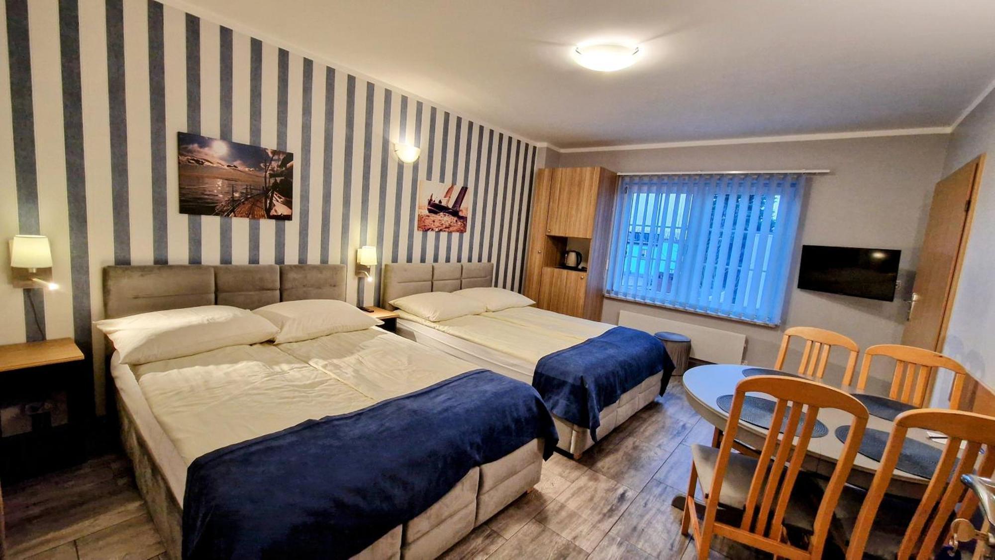 Astra Dziwnow Apartment Luaran gambar