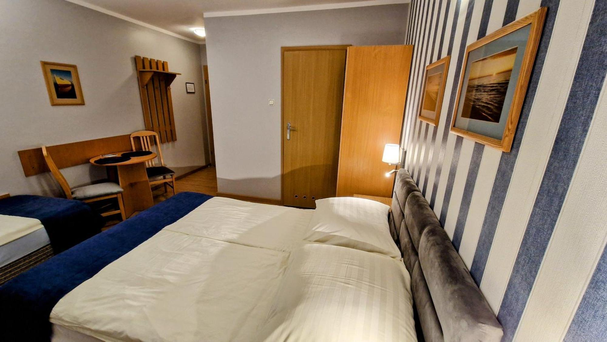 Astra Dziwnow Apartment Luaran gambar